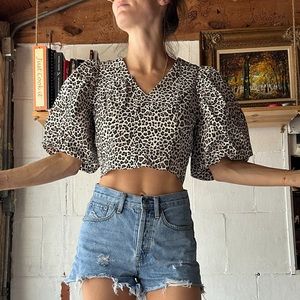 Endless Rose leopard print puff sleeve crop top